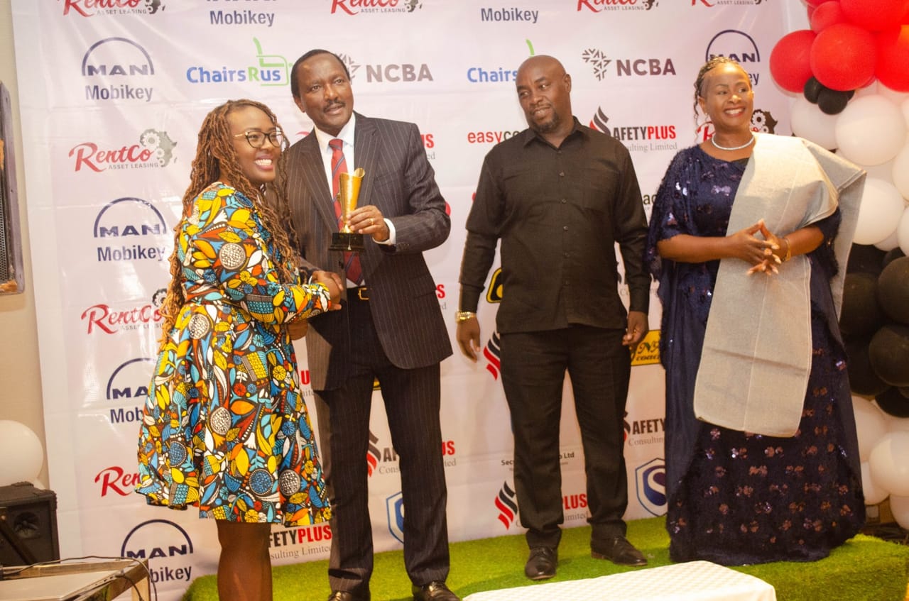 Serah with Kalonzo Musyoka.